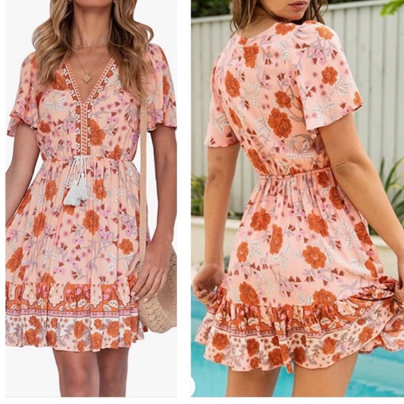 leani Dresses & Skirts - Bohemian floral dress size small